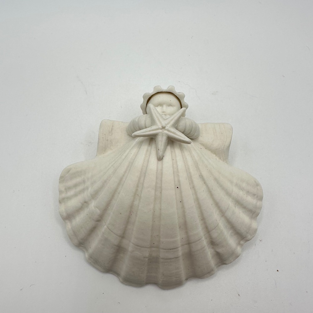 Margaret Furlong 1982 Hand Signed Star Angel Shell Porcelain Ornament 3 inch